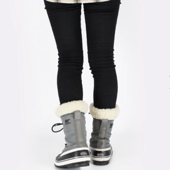 SOREL Winter Carnival Waterproof Winter Boots NEW - Picture 3 of 8